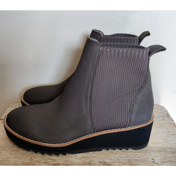 New EILEEN FISHER Lilou Wedge Chelsea Boot In Graphite Gray Leather Size 6M NWOT - Picture 2 of 8
